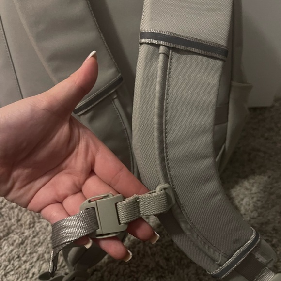 Lululemon Backpack - Picture 5 of 6